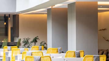 Outdoor pool, open 7:00 AM to 7:00 PM, pool umbrellas, pool loungers