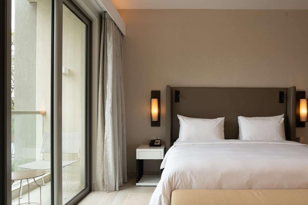1 bedroom, minibar, in-room safe, desk
