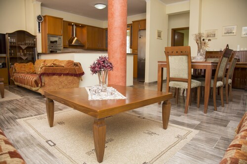 apartment exactly in the centre