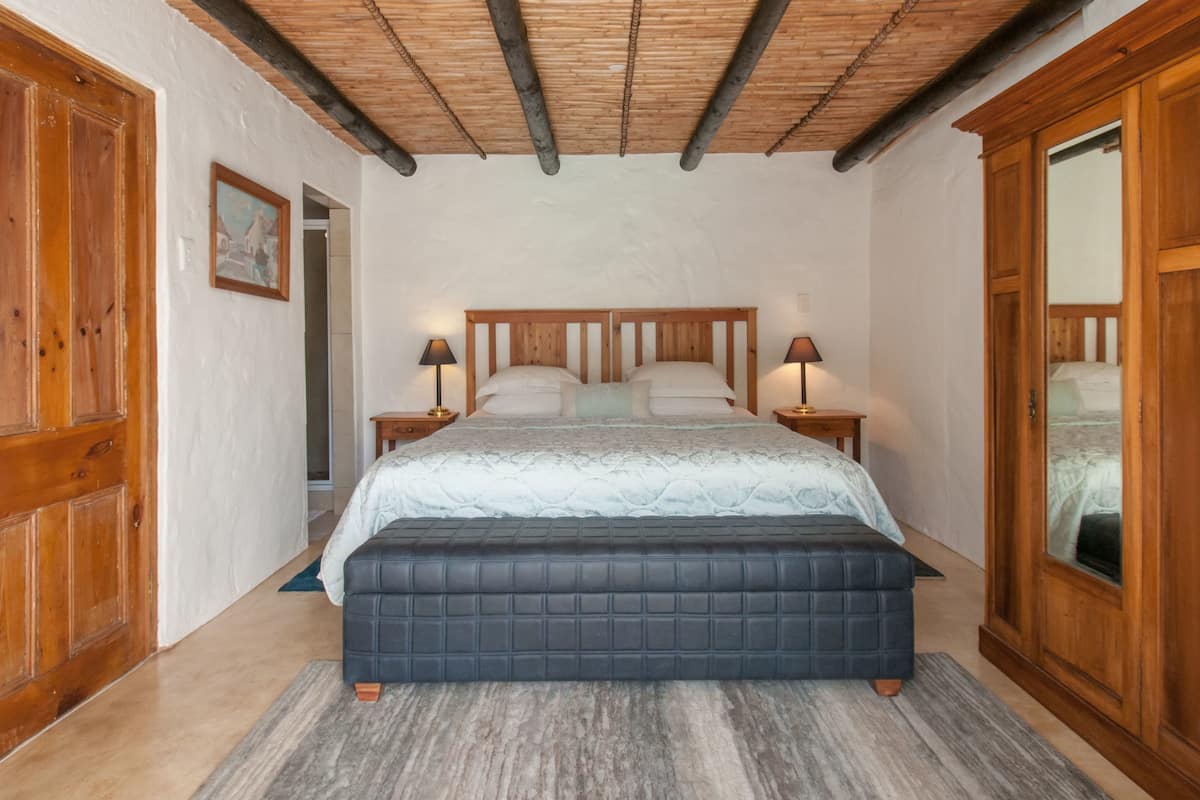 Comfort Single Room | 1 bedroom, in-room safe, individually decorated, individually furnished