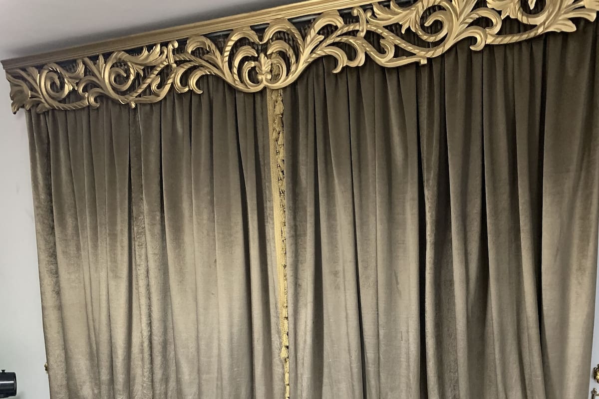 Premium bedding, blackout drapes, iron/ironing board