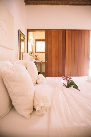 Deluxe Room | 1 bedroom, minibar, in-room safe, desk - Pousada Encantada (Porto Seguro)