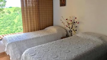Minibar, in-room safe, free WiFi, bed sheets