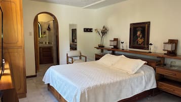 Suite Familiale | Minibar, coffres-forts dans les chambres, Wi-Fi gratuit, draps fournis