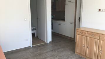 Apartemen Basic, 1 kamar tidur | Area keluarga | TV layar datar