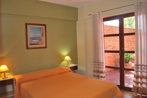 1 habitación y caja de seguridad en la habitación