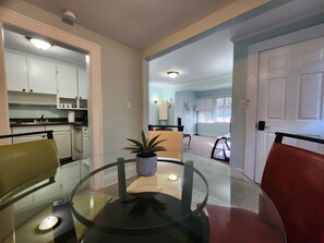 Interior - Two bedrooms Home Duplex in Historic Downtown lakeland (Lakeland)
