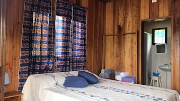 2 habitaciones, escritorio y cortinas blackout