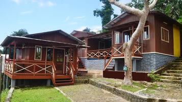 Bangalô | 2 quartos, escrivaninha, cortinas blackout, quartos à prova de som