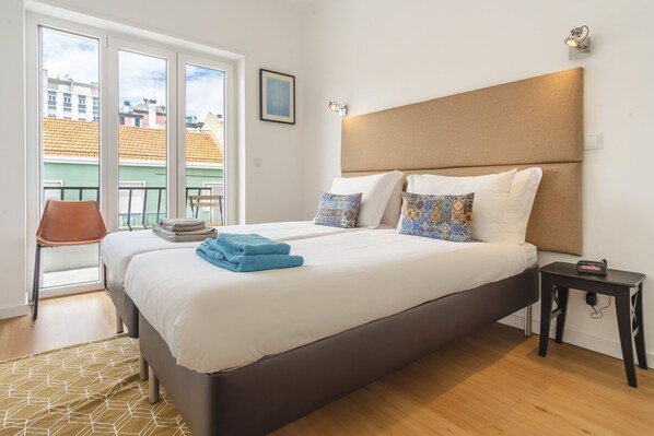 Căn hộ có thiết kế đặc trưng, 4 phòng ngủ, hiên | 4 phòng ngủ, bộ trải giường bằng vải cotton Ai Cập