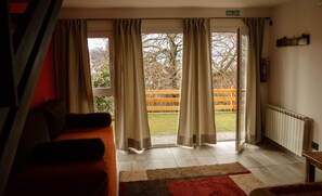 Ferienhütte | 2 Schlafzimmer, individuell dekoriert, individuell eingerichtet