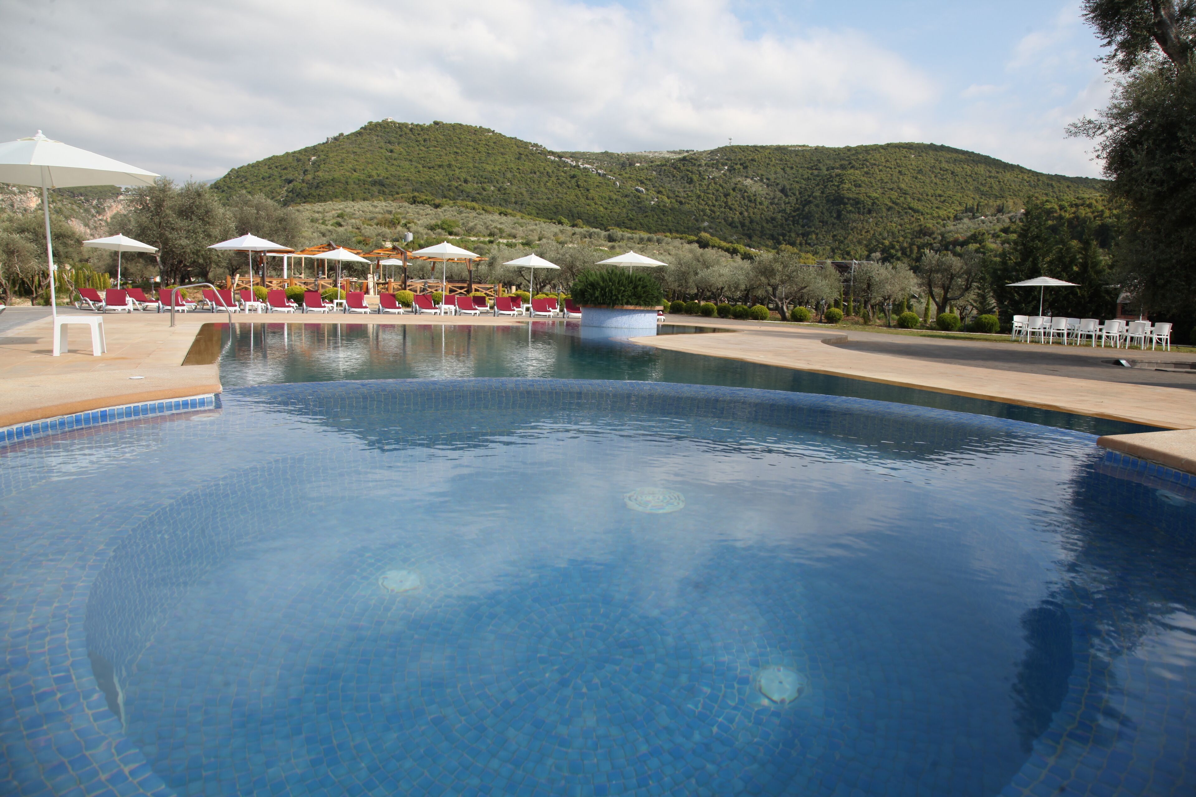 Piscine extérieure (ouverte en saison)