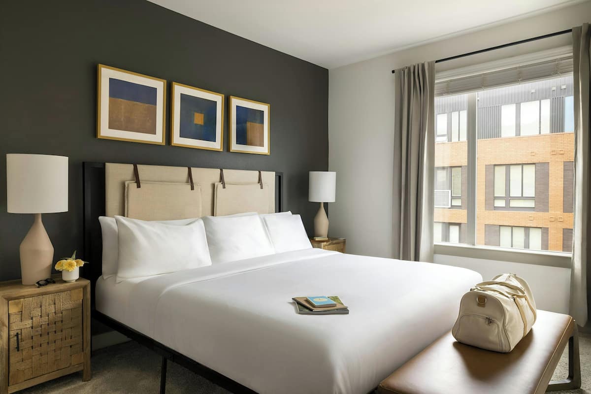 2 habitaciones, decoración personalizada y muebles diferentes
