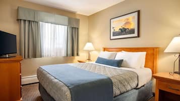 Suite, 3 chambres, non-fumeurs | Bureau, fer et planche Ă repasser, Wi-Fi gratuit, draps fournis