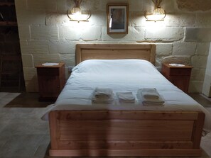 2 habitaciones, decoración personalizada y muebles diferentes 