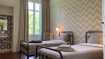 5 chambres, fer et planche Ă repasser, lit parapluie, Wi-Fi gratuit