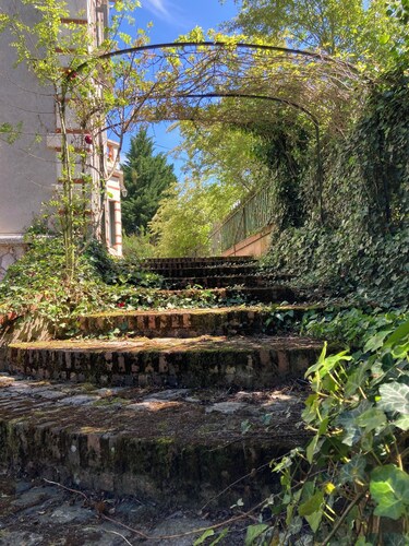 Large family cottage in the mill of Sologne in the center of France