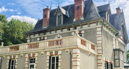 Grand Gîte famille la maison du moulin de Sologne au centre de la France