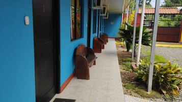 Televisión de pantalla plana