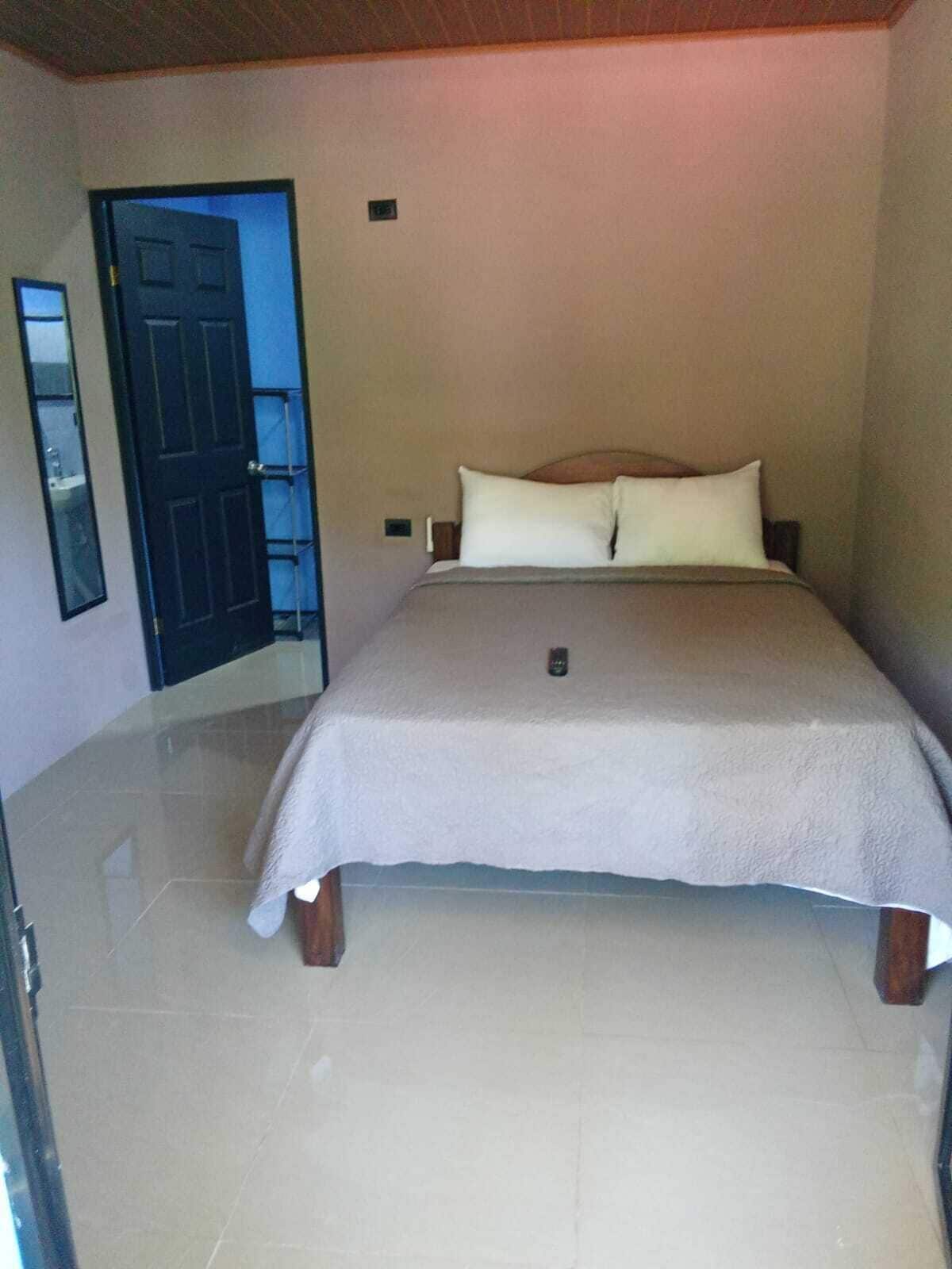 Habitación doble | Wifi gratis, ropa de cama y acceso para silla de ruedas 