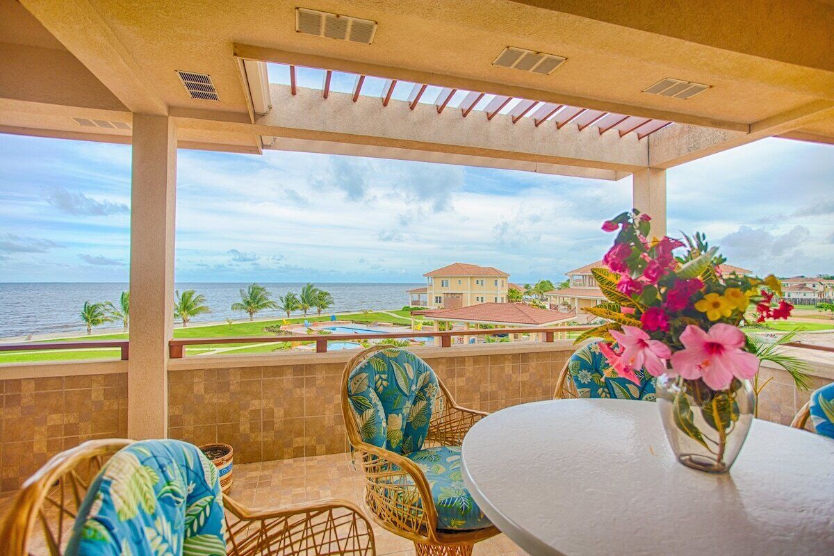 Luxury-Villa, 3 Schlafzimmer, Balkon, am Strand | Terrasse/Patio