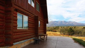 Ferienhütte (Stunning Log Cabin with Fantastic Vie) | Balkon