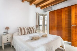 3 chambres, bureau, fer et planche Ă repasser, Wi-Fi