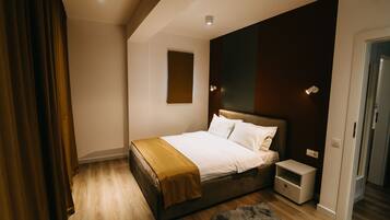 Deluxe Apartment, 1 Queen Bed, Terrace, City View | 1 bedroom, premium bedding, memory foam beds, free minibar