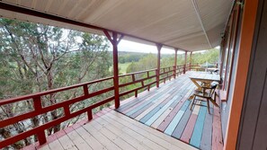 Cabin (2 Bedroom 1 Bath Cabin - sleeps up to) | Balcony - Hideout FT Abajo Stunning Views (Monticello)