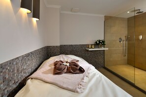 Hair dryer, towels, soap, shampoo - Seelenbaumler holiday apartment (Bad Rothenfelde)