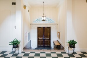 Interior - Bright and Airy with Steeple Views and King Beds by Lucky Savannah (Savannah)