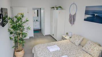 Superior Double or Twin Room, Private Bathroom | Blackout drapes, free WiFi, bed sheets