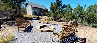 The Cedars Country Cottage