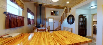 The Cedars Country Cottage