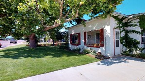 Exterior - Rustic Cowboy Cabin (Blanding)