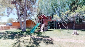 Área de juegos infantiles al aire libre