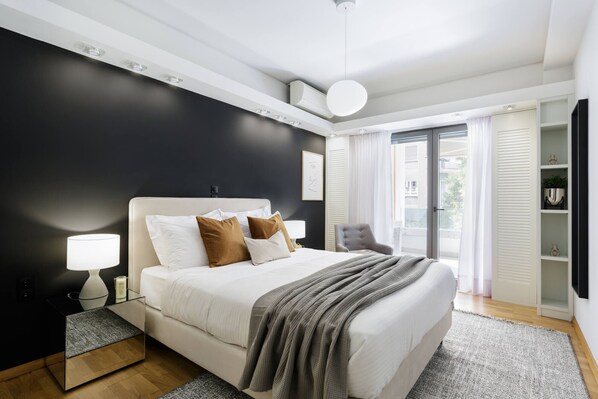 1 bedroom, iron/ironing board, free WiFi