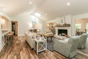 Flat-screen TV - Beautifully Updated Three Bedroom Sea Pines Home ~ Short Walk to Beach (Hilton Head Island)