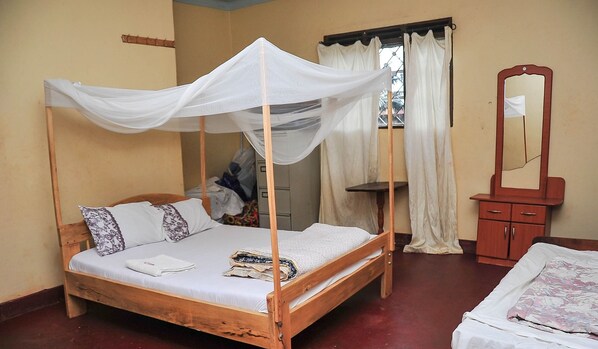 Standard Twin Room, 1 Double Bed