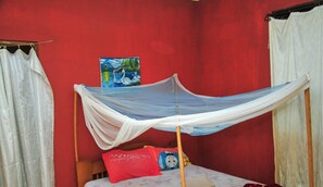 Kahden hengen standard-huone, 1 parisänky | 2 makuuhuonetta, silitysrauta/-lauta, ilmainen Wi-Fi, vuodevaatteet