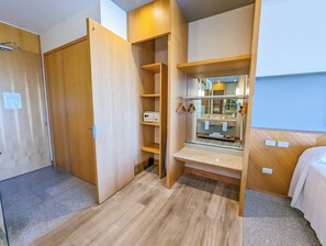 Minibar, in-room safe, desk, laptop workspace