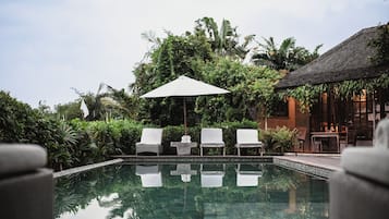 Outdoor pool, free pool cabanas