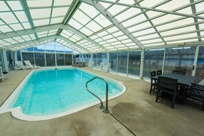 Inomhuspool och uppvärmd pool