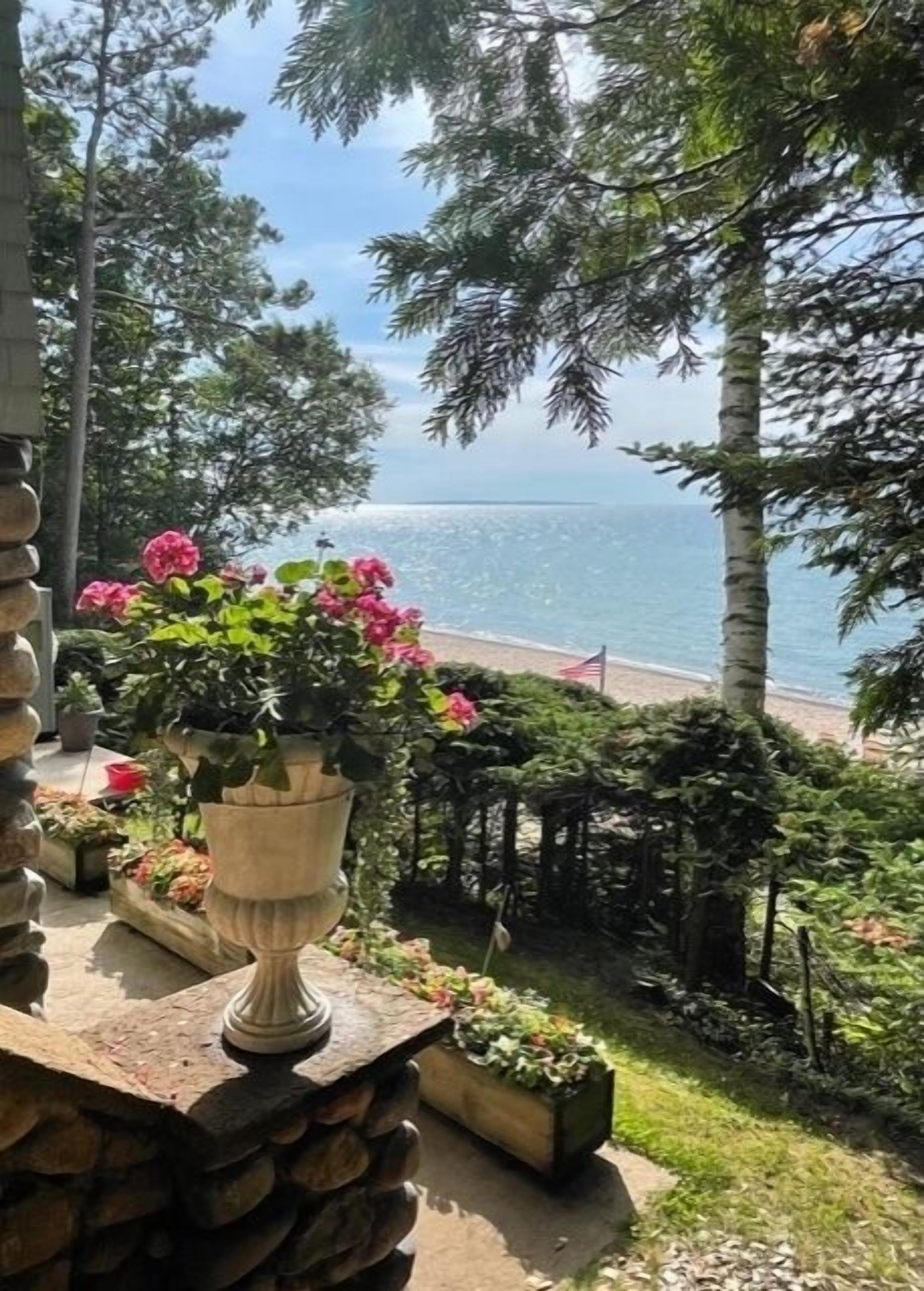 On the Beach right in the heart of Leland! Fall dates still available.