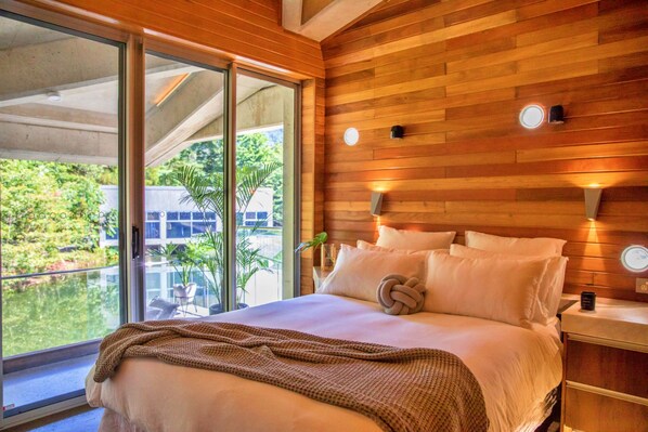 Talo | 6 makuuhuonetta, pimennysverhot, silitysrauta/-lauta