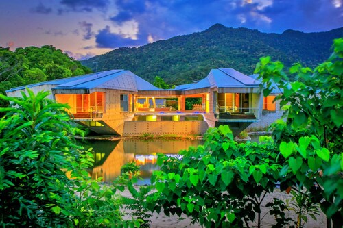 Alkira Award Winning Luxury Holiday Home