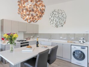 Dishwasher - The Hideaway -UKC3844 (Ticknall, near Derby)