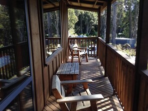 Porch - Anchorstone (Stewart Island / Rakiura)