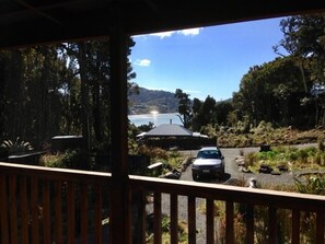 Balcony view - Anchorstone (Stewart Island / Rakiura)