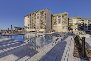 Inomhuspool och uppvärmd pool